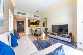HomesGetaway - Luxury 1BR Hotel Apartment in Damac Majestine Business Bay